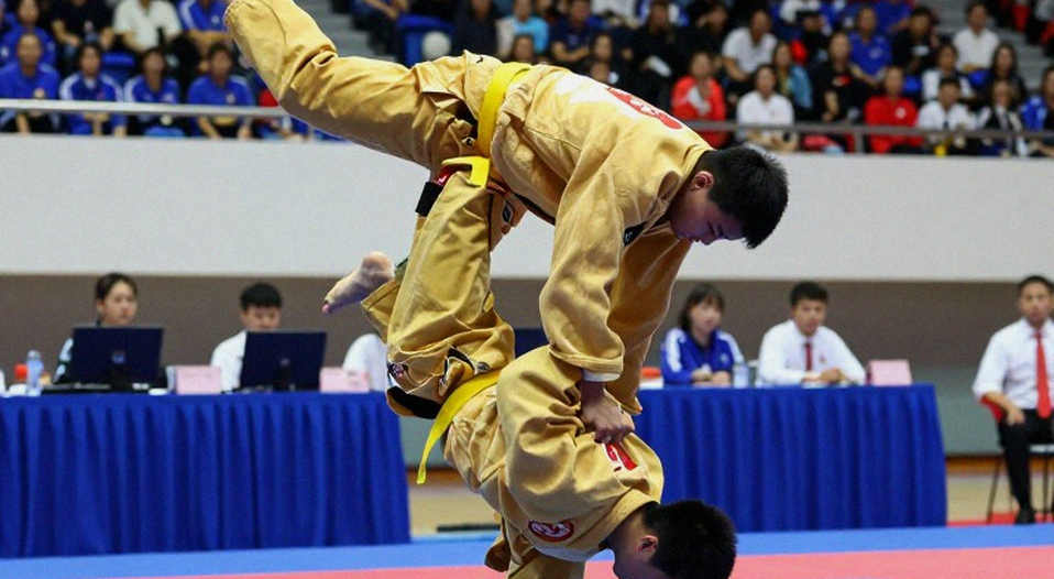 42–41 and 35–45: The Ledger Singapore's Fencing Bronze Is Hiding 42–41 and 35–45: The Ledger Singapore's Fencing Bronze Is Hiding